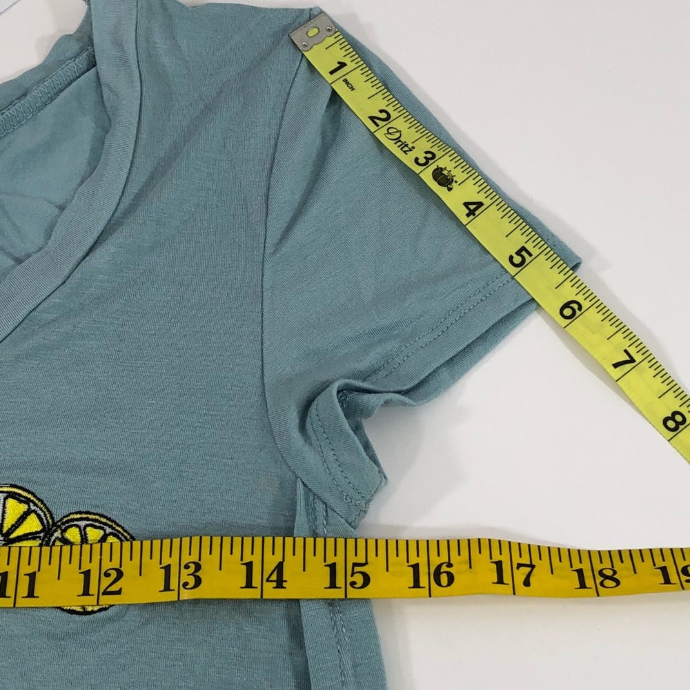 Rebellious One Embroidered Fruit Graphic Tee M - Picture 7 of 8